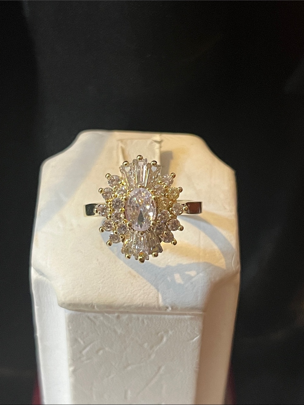 Elegant White Crystal Halo Cocktail Ring - Gold Tone